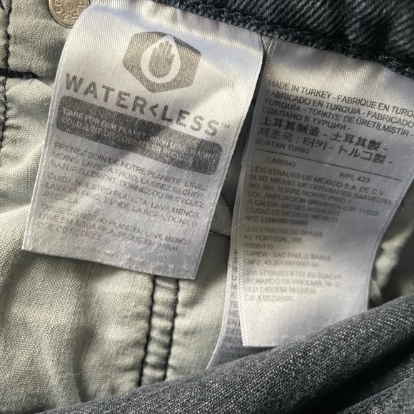 Levi’s Button Fly Jeans - Picture 8 of 10